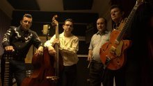 Rockabillyjem protiv kumčeta Svjetskog Mega Cara