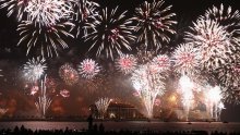 U Dubaiju najveći vatromet, slavilo se i na Antarktici