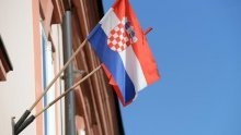 SDP i HNS ukinuli sviranje himne, HDZ napustio sjednicu