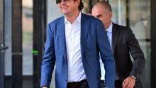 Evo na što je sve Milan spreman da bi viđao sina