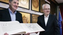 Josipović sa šest limuzina Baldasaru donio optimizam