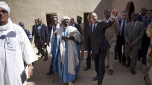 Hollande u višesatnom posjetu Maliju