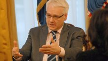 Josipovic meets Croat emigrants living in New York