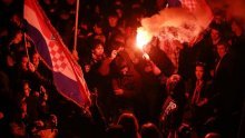 Kamenjem i šaketanjem proslavili Gotovinin povratak u Pakoštane