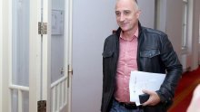 'Čak je i EK uvidjela da Titanik Vladi nedostaje znanja'