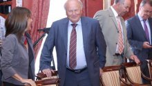 Gov't introduces Financial Operations Bill to eliminate illiquidity