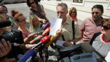 Sindikati u obrazovanju bijesni na Vladu; traže smjene ministara