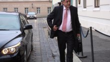 HAC poslušao Komadinu i raspisao natječaj