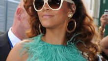 Rihanna ne može odoljeti purici na Dan zahvalnosti
