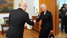 Josipovic says most parties demand exact date of elections