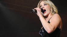Kako Rozga na ovakvim petama uspijeva stajati?