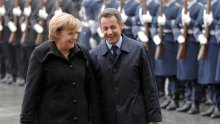 Merkel i Sarkozy u ponedjeljak raspravljaju o eurozoni