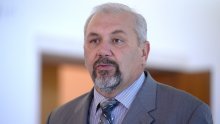 Hrelja: Mesić je naš umirovljenik koji nikoga ne ostavlja ravnodušnim