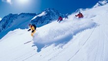 Hrvati ne odustaju od skijanja, makar i na dug