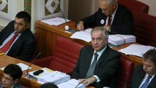 U Saboru izglasan proračun, i Sanader glasao za