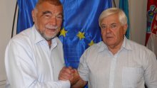 Mesić: Da sam Kučan, trudio bih se više oko Hrvatske; Kučan: Ne bih se nikako mijenjao s Mesićem