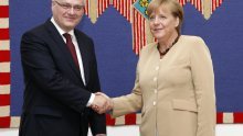 Josipovic, Merkel: Croatia sets model to other countries in SE Europe