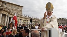 Kosor tells Pope Croatia is eagerly awaiting him