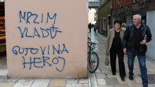 Pokušali srušiti bor na magistralu!