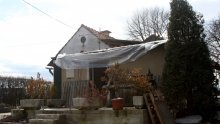 Nepokretna starica izgorjela dok je palila peć