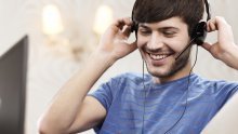 Nova Sonyjeva serija ultralakih slušalica