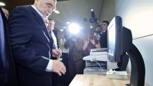 Nemam veze s nadzorom nabave kamiona