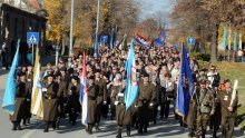 Kolona zaborava prohujala kroz grad-heroj