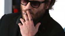 Joaquin Phoenix postaje reper, Diddy pomaže
