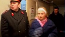 Turisti u redovima čekaju dozu sovjetske torture