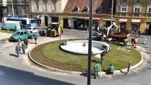 Fontana završena, a onda je krenulo rušenje jer autobusi ne mogu proći