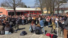 [VIDEO] Krenula blokada Hrvatskih studija, policija na fakultetu