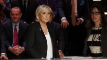 Pokušali zapaliti stožer Marine Le Pen, najavili da ne odustaju