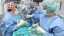 Ovo je pet kirurških zahvata za pacijenta zvanog hrvatsko zdravstvo