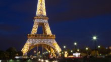 Zbog straha od prosvjeda zatvaraju se Louvre i Eiffelov toranj