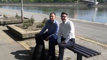 Braća iz Osijeka politički rivali: Nikad se ne svađamo, na račun politike jedino se šalimo