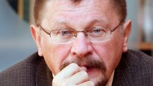 Ribić: Vlada želi ukinuti regres za godišnji odmor