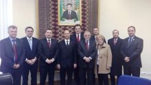Uz pomoć Mesića poduzetnici dobili posao vrijedan 10 milijuna eura