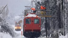 Okovan Gorski Kotar: Ne rade benzinske, u tunelima nema struje