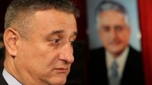 'Nađite mi jednog ministra koji dobro radi. Nema ga!'