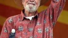 Umrla američka folk legenda Pete Seeger