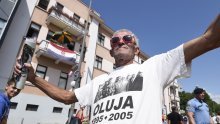 HRT dovodi Thompsona, MORH plaća grah i WC-e