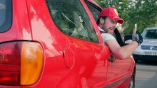 I vaša krntija može zvučati kao da ima motor V12!