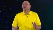 Steve Ballmer suzama se oprostio od Microsofta