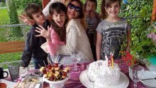 Darija Lorenci i Nataša Dangubić: Savršen poklon najboljoj prijateljici