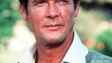 Roger Moore želi biti negativac u novom Bondu