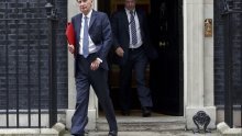 Britanija će za pregovore sa zemljama EU zaposliti strance