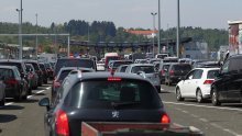 Pojačan promet prema unutrašnjosti i na graničnim prijelazima