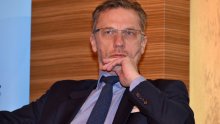 Vujčić: HNB neće nadzirati kredit američkih fondova Agrokoru