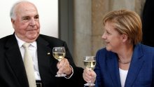 Kohlova udovica stvara probleme: Otkantala Merkel, na sprovodu želi Orbana