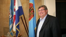 Mayor plays down his comments as joke